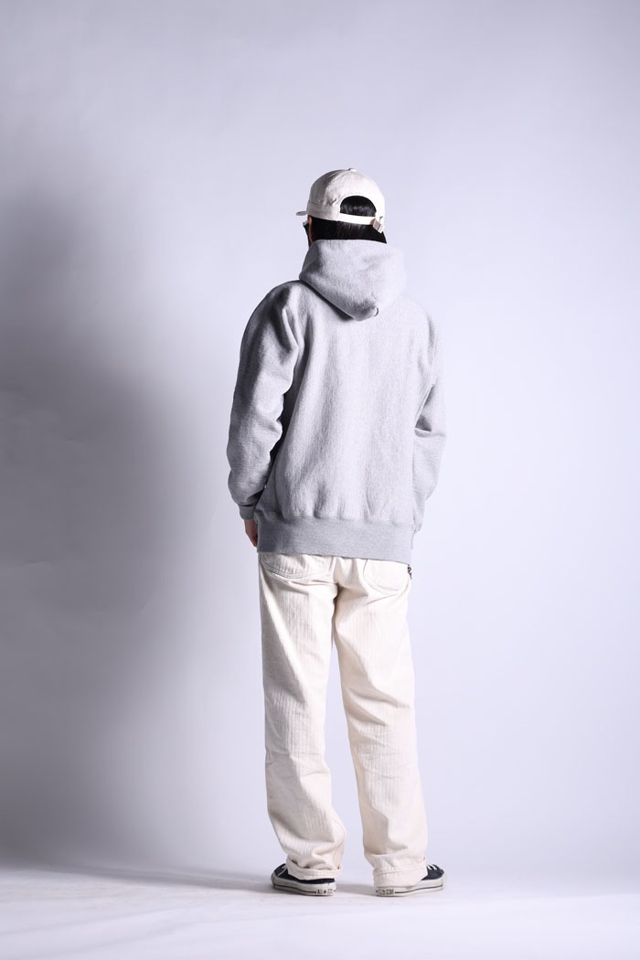 RW HOODIE 26-02