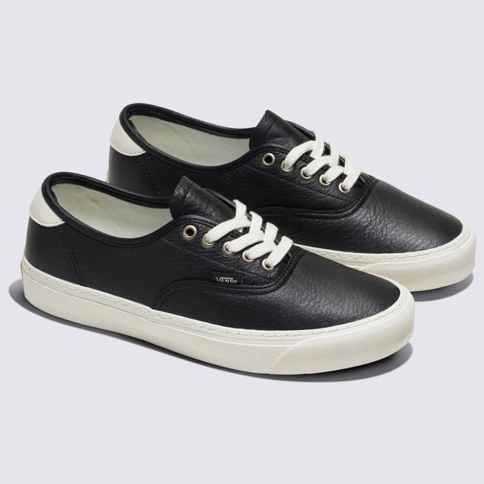 AUTHENTIC LEATHER VN000CZKBLK
