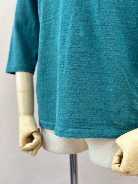 LOT1690 RAGLAN SLEEVE FOOTBALL TEE