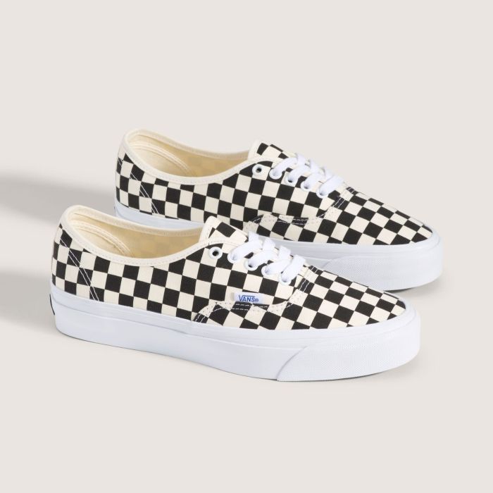 PREMIUM AUTHENTIC