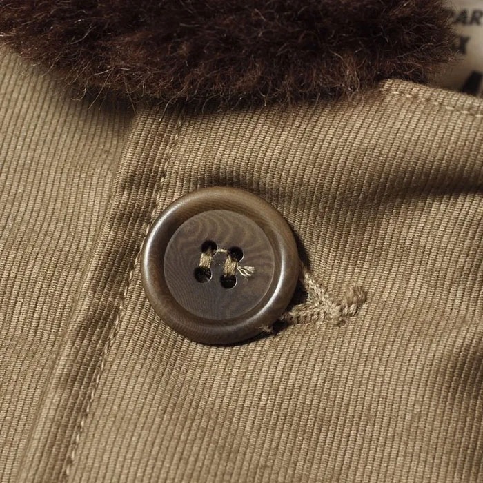 Lot 2227 FINAL FORM OF WW�� 1945 N-1 WINTER JACKET KHAKI (NXSX 79062) USS SUNFISH KHAKI