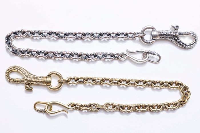 PEANUTS WALLET CHAIN plane