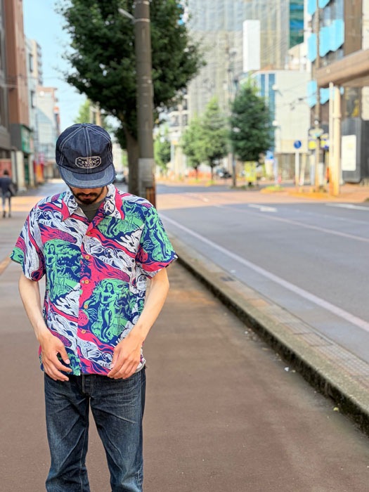Lot No. SS39673 / SUN SURF SPECIAL EDITION ��GAUGUIN WOODCUT MYSTIC�� (SHORT SLEEVE)