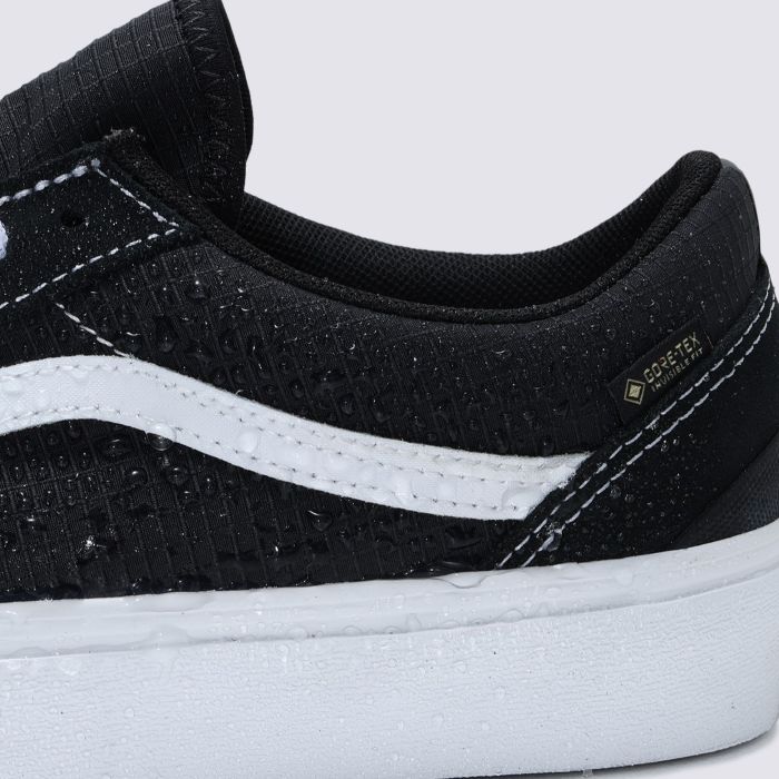 OLD SKOOL GORE-TEX���