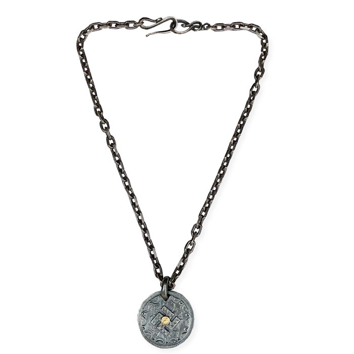 BIRDHEAD SWASTIKA PENDANT | Brand | WESTERN RIVER ONLINE STORE