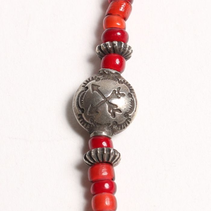 24.26 ANTIQUE BEADS��THUNDERBIRD BEADS NECKLACE