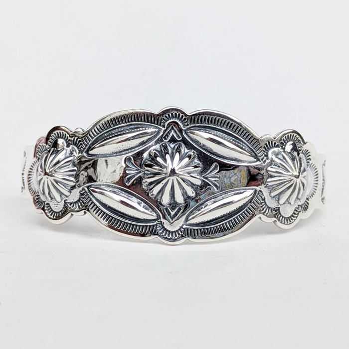 BR-0158 3 SHELL BRACELET (4 MERQUISE)