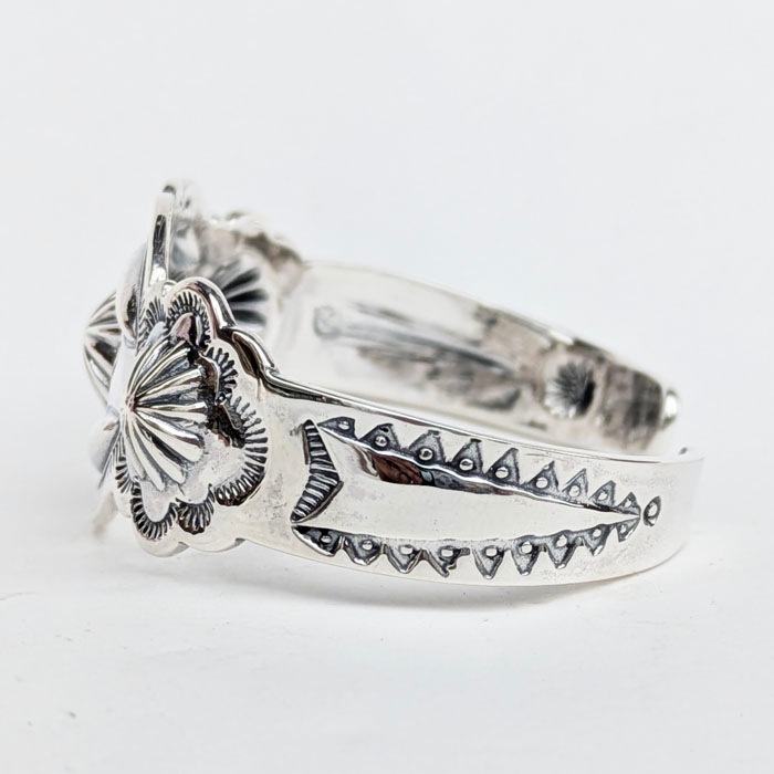 BR-0158 3 SHELL BRACELET (4 MERQUISE)