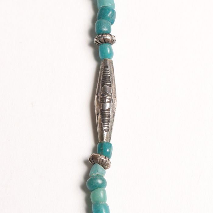 87.88 INDIAN PACIFIC BEADS NECKLACE