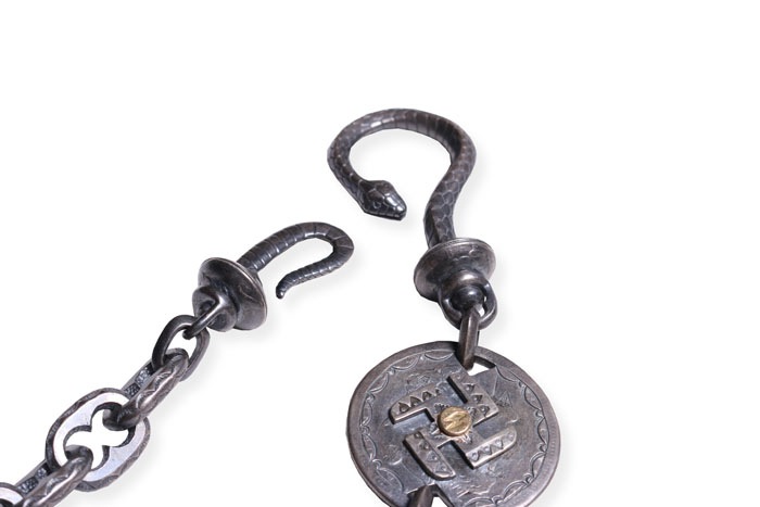 SLINGSHOT SWASTIKA WALLET CHAIN