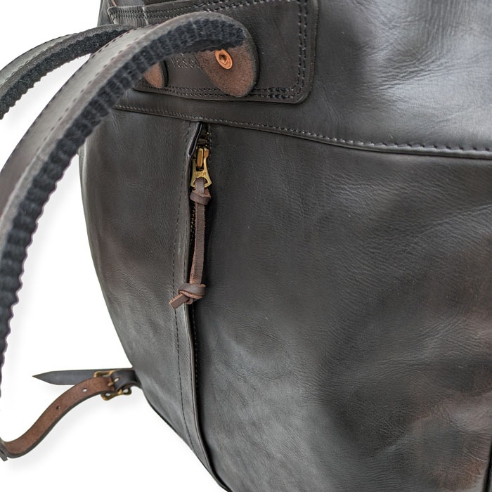 VS-204L LEATHER ARMY RUCKSACK