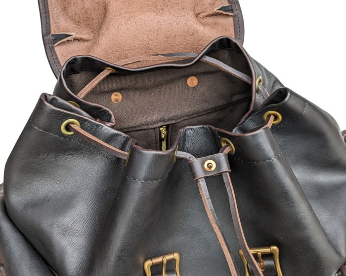 VS-204L LEATHER ARMY RUCKSACK