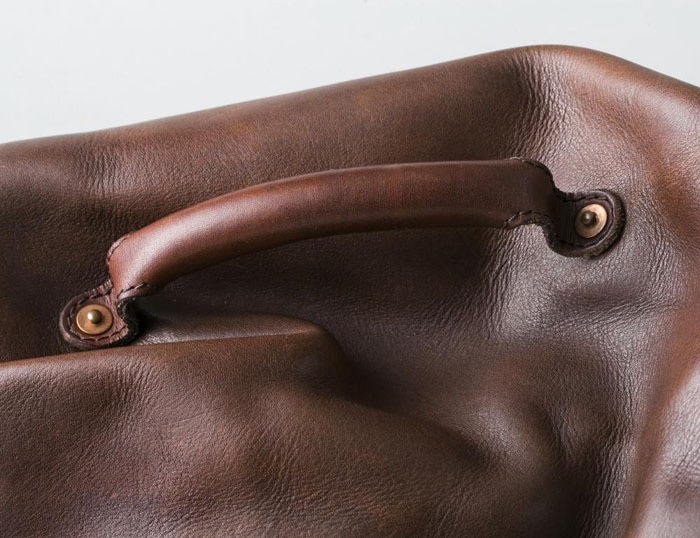 LEATHER DUFFLE BAG