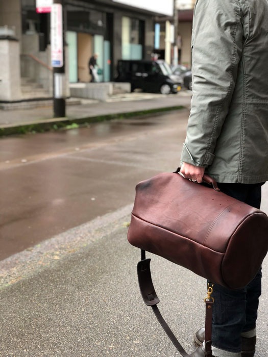 LEATHER DUFFLE BAG