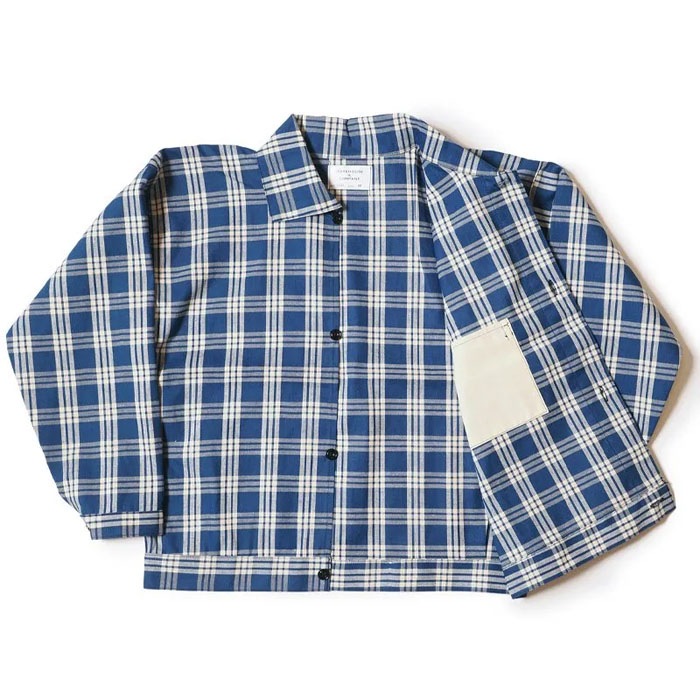 Lot 2231 1900��S INDIGO BLUE and WHITE CHECK BLOUSE
