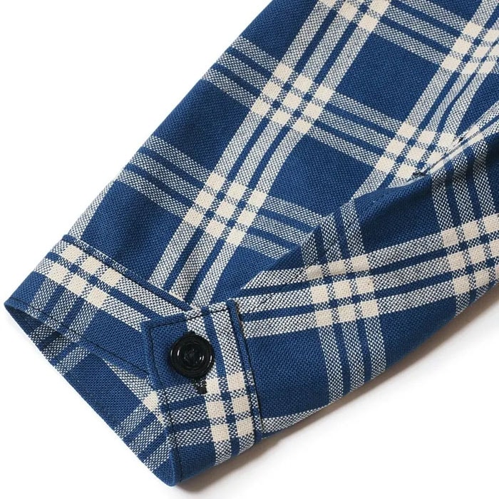 Lot 2231 1900��S INDIGO BLUE and WHITE CHECK BLOUSE