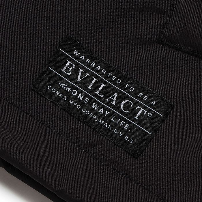 EVILACT CROSS BONE WIND BREAKER