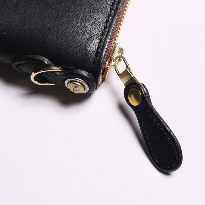 BILLFORD ROUND ZIP VINTAGE HORSEHIDE