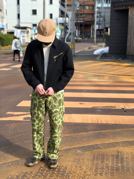 Lot No. BR42634 / U.S. MARINE CORPS TROUSERS, HERRINGBONE, CAMOUFLAGED P-44