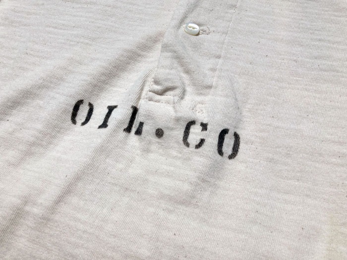 SUGAR VALLEY 22TH LTD OIL CO. PRINT LOOP WHEEL SHORT SLLEVE HENLEY