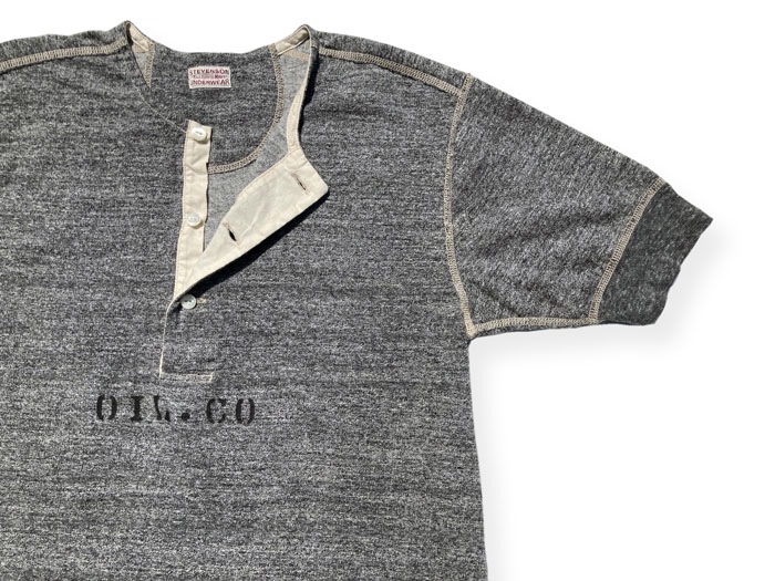 SUGAR VALLEY 22TH LTD OIL CO. PRINT LOOP WHEEL SHORT SLLEVE HENLEY