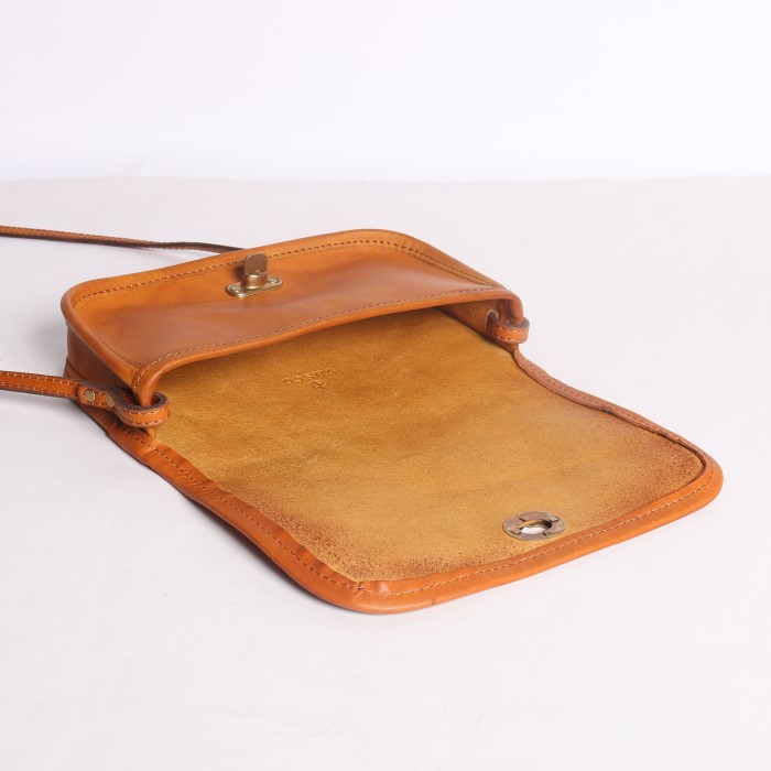 LEATHER CARRY SHOULDER BAG