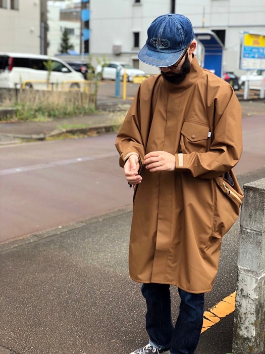 RAIN FALLS PONCHO
