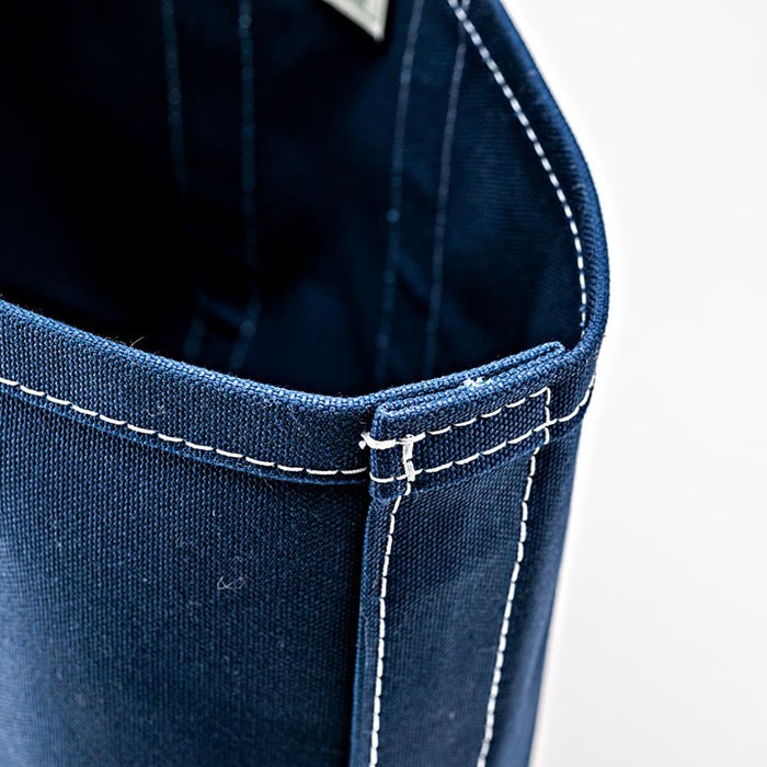 Deluxe Tote Bag/ Navy Body x Red Handle