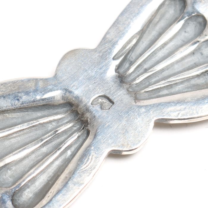 OT-P0076 BUTTERFLY PIN (8 TEARDROPS, TURQUOISE)