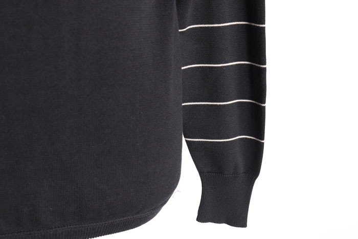 NGT BORDER SLEEVE SWEATER