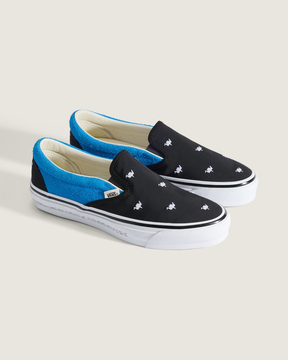 Vans �� Liberaiders Premium Classic Slip-On 98