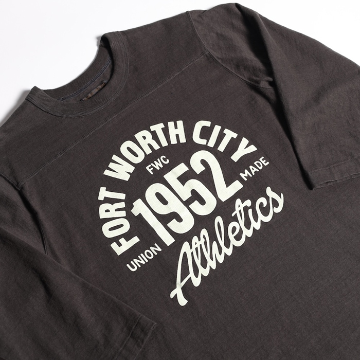 VINTAGE FOOTBALL TEE 26-01: ATHLETICS