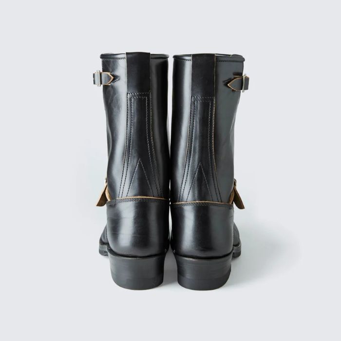 AB-01HB-CL HORSEBUTT ENGINEER BOOTS NARROW