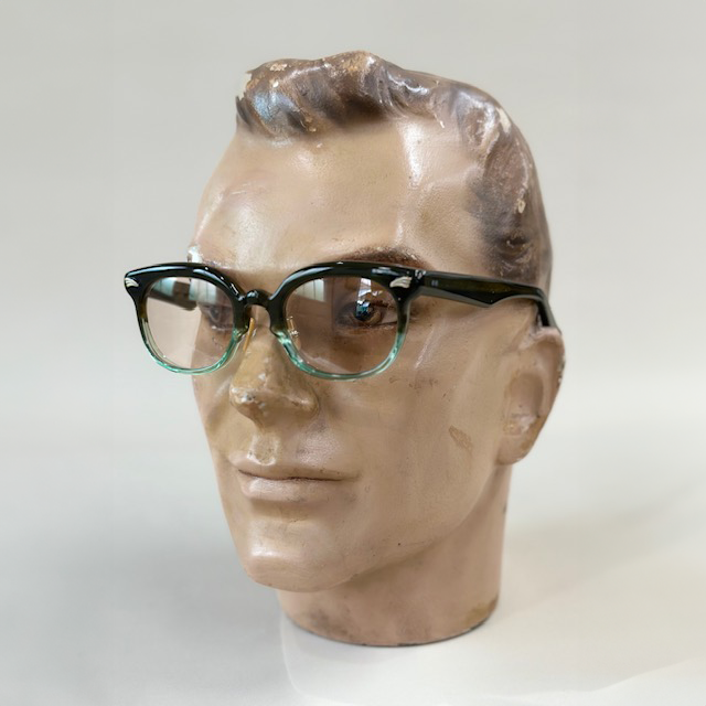 LOT1847 GROOVER Wname Eyewear Type APOLLO|
