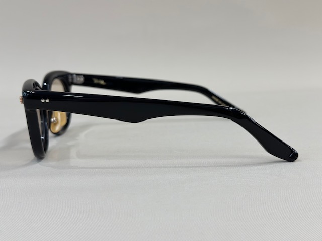 LOT1847 GROOVER Wname Eyewear Type APOLLO|