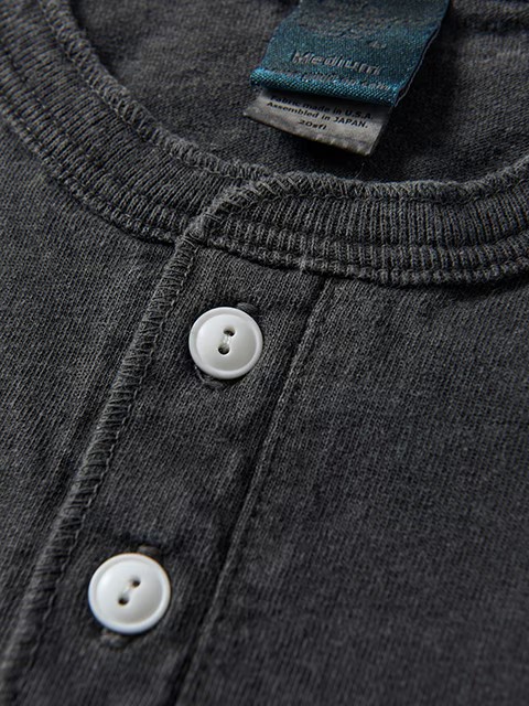 S/S HENLEY TEE