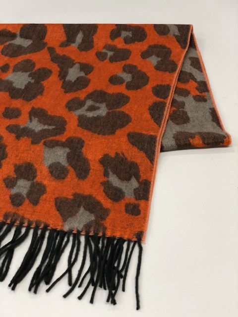 CASHMINK SCARF BY V.FRAAS LOT1666��"Leopard Pattern"