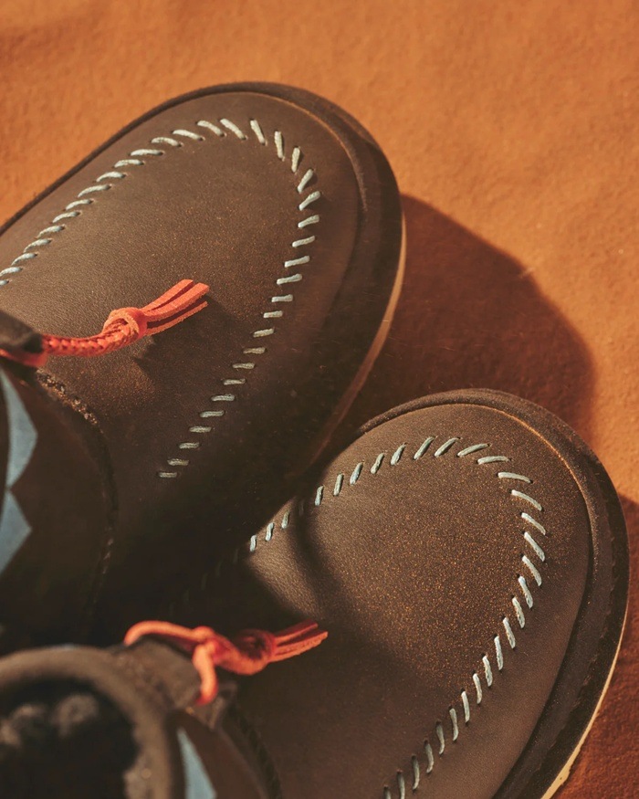 UGG x LIBERAIDERS CAMPFIRE