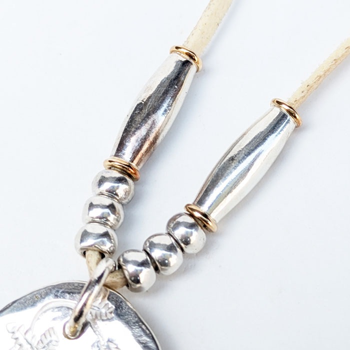 NL-0154 LEAF STAMPED ROSE PENDANT(18K GOLD ACCSENT) MERCURY COIN  COMBINATION NECKLACE