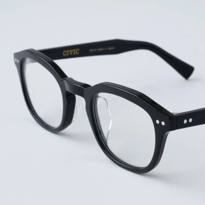 CIVIC -Photochromic