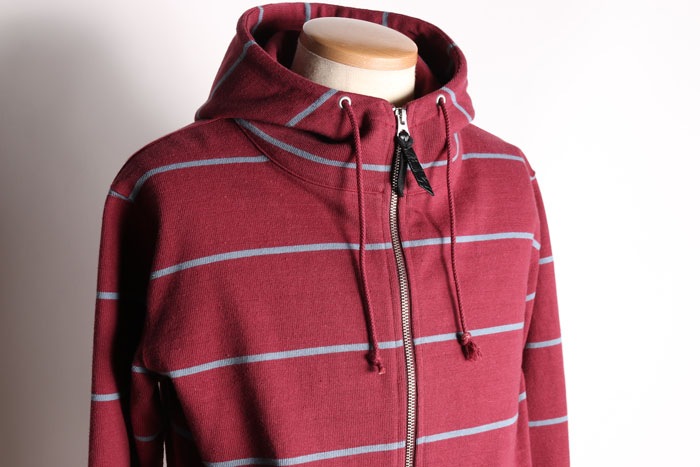 HEAVY BORDER HOODIE