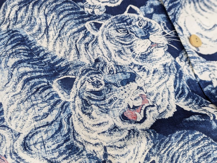HUNDRED TIGER SHIRTS