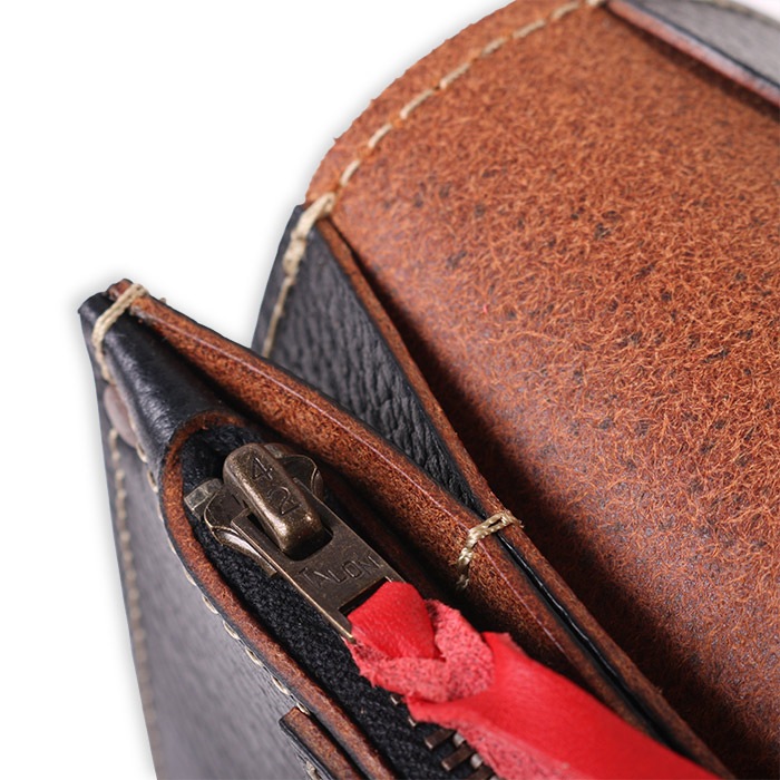 LT-0121CUSTOM EMBOSSED TRUCKERS WALLET M CONCHO CUSTOM