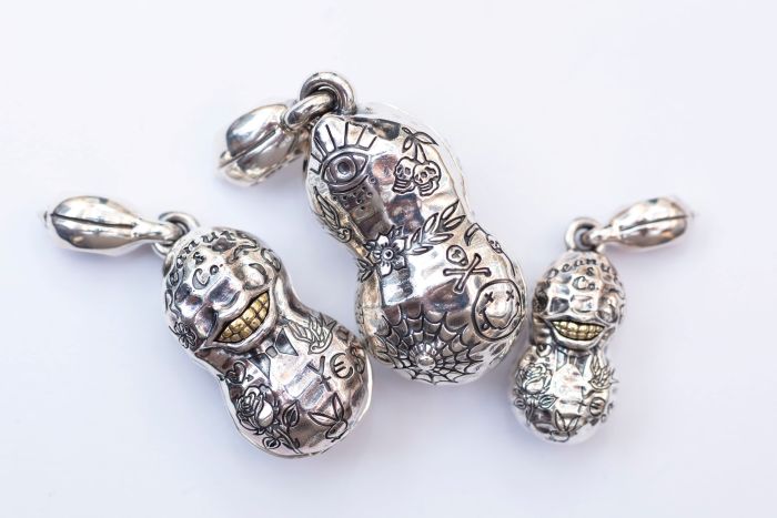 NORMAL TATOO PEANUTS (slide) svxK10YGold. L size