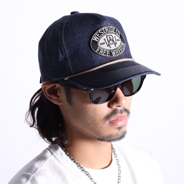 BB CAP26-1: FREE WHEELIN��