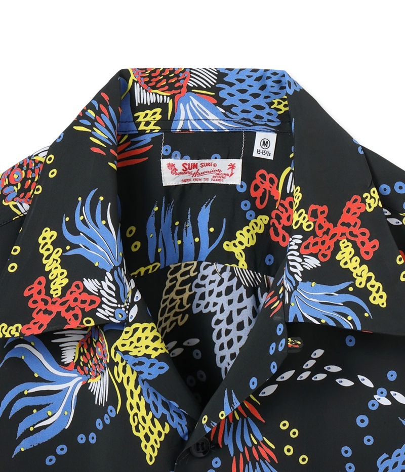 Lot No. SS39626 / RAYON HAWAIIAN SHIRT ��TROPICAL FISH�� 