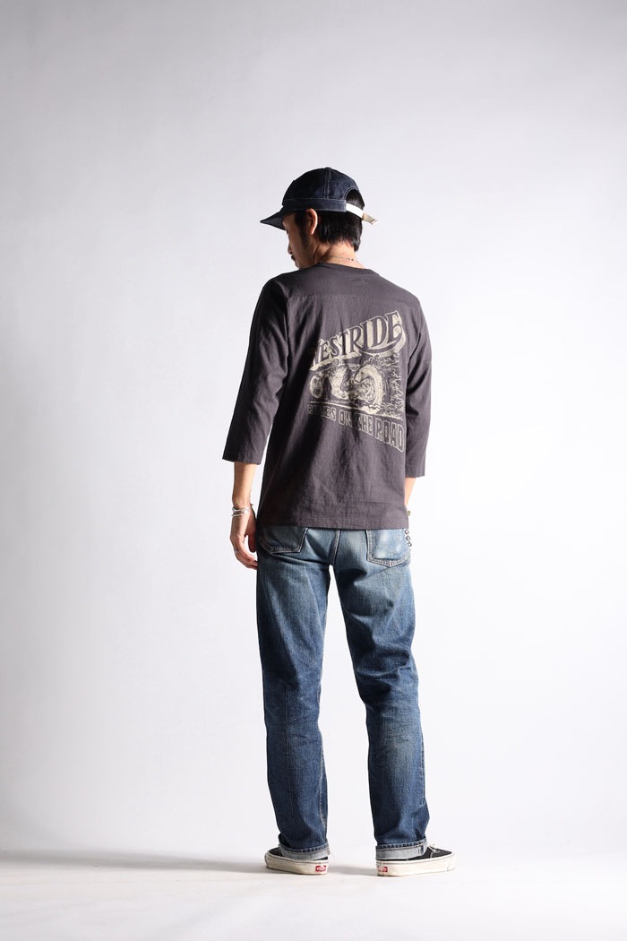 VINTAGE FOOTBALL TEE-2: NO PUBLIC