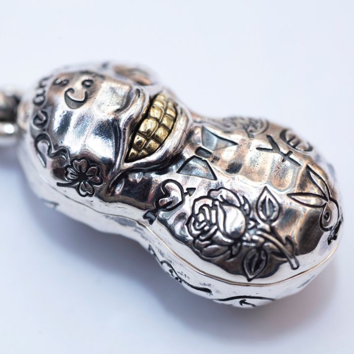 NORMAL TATOO PEANUTS (slide) sv ��K10YGold. M size