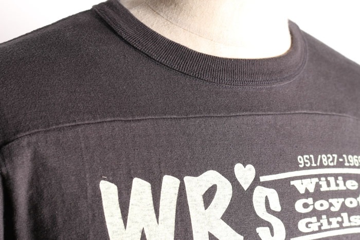 VINTAGE FOOTBALL TEE-1: WR��S 69