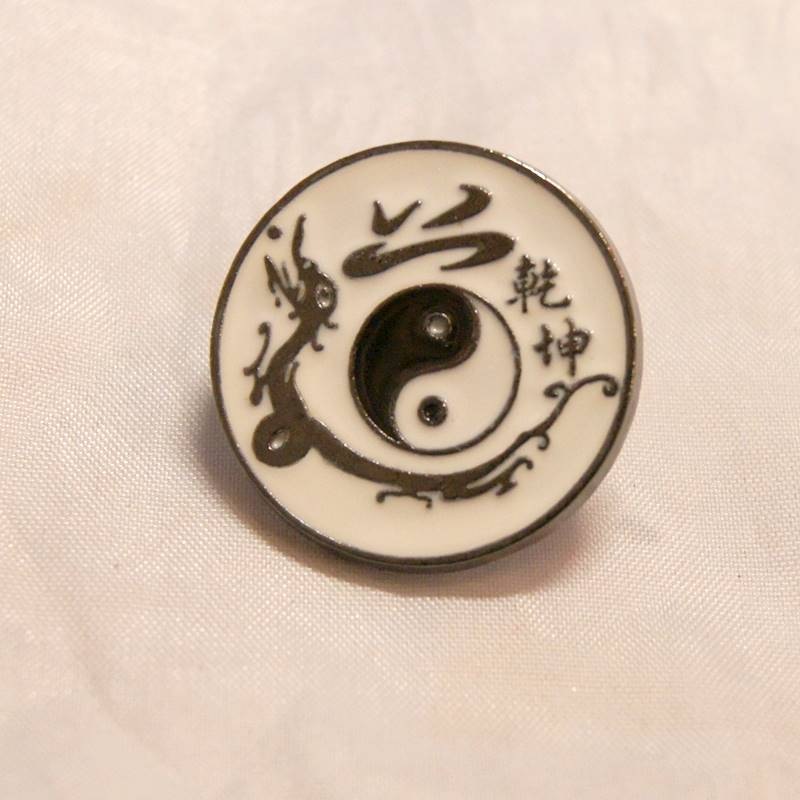 太極 陰陽 道 乾坤 ピンバッジ 237001-2|中国民族工芸|中国雑貨